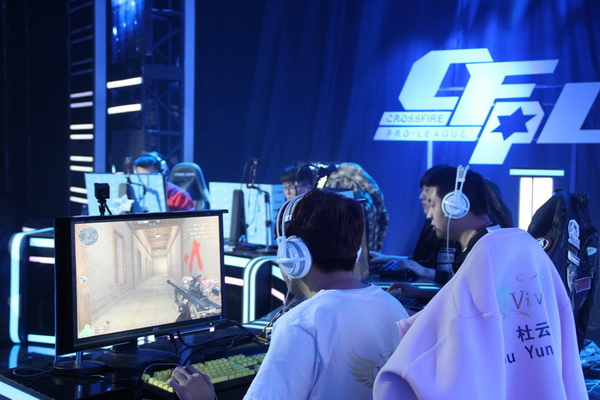 双方在前期 双方在前期